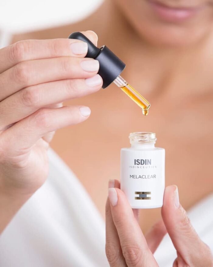 ISDIN MELACLEAR SERUM ANTI TACHES - 15 ML – Image 2