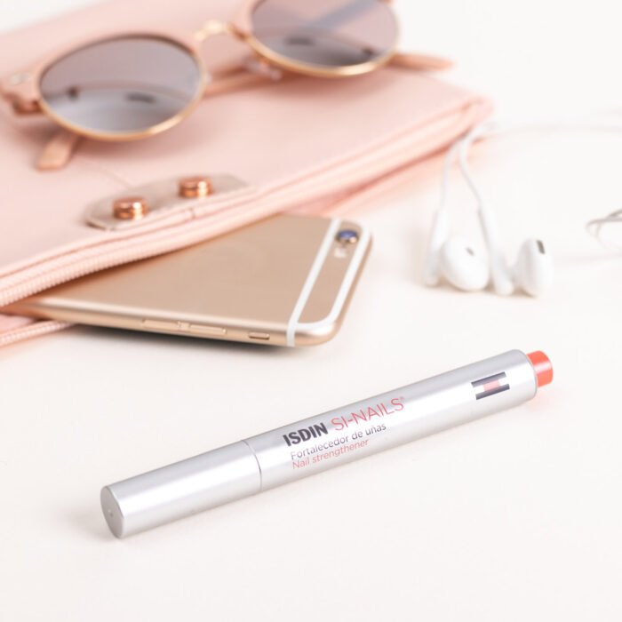 ISDIN SI-NAILS STYLO DURCISSEUR SOIN DES ONGLES - 2.5 ML – Image 2