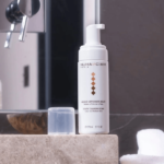 NUHANCIAM MOUSSE NETTOYANTE - 170 ML – Image 2