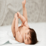 URIAGE BEBE 1ERE EAU NETTOYANTE - 1 L – Image 2
