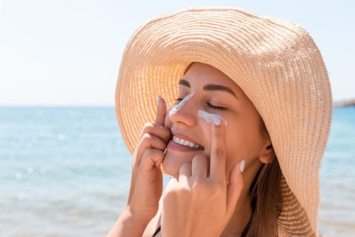 URIAGE HYSEAC FLUIDE SOLAIRE SPF 50+ - 50 ML – Image 3