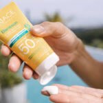URIAGE BARIESUN FLUIDE MATIFIANT SPF50+ - 50 ML – Image 3