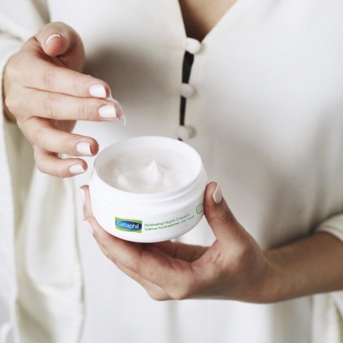 CETAPHIL CREME DE NUIT RICHE ET HYDRATANTE - 48 G – Image 3