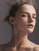 ISISPHARMA UVEBLOCK ULTRA FLUIDE TOUCHER SEC SPF 30 - 40 ML – Image 2