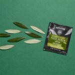 APIVITA EXPRESS BEAUTY FACE GOMMAGE D'OLIVE - 2X 8 ML – Image 5