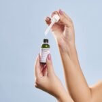 LA SAPONARIA COMPLEXE PEPTIDES AVEC SACHA INCHI SÉRUM RAFFERMISSANT ET TONIFINAT- 30ML – Image 2
