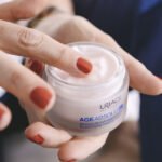 URIAGE AGE ABSOLU MASQUE NUIT REDENSIFIANT – 50 ML – Image 3