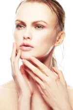 APOLOGIE HUILE SECHE 3 EN 1 VISAGE ,CORPS & CHEVEUX -104 ML – Image 2