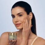 ISDIN ISDINCEUTICS HYALURONIC MOISTURE CREME HYDRARANTE PEAU MIXTE A GRASSE - 50G – Image 2