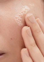 BABE ESSENTIALS GEL MICELLAIRE - 240 ML – Image 3